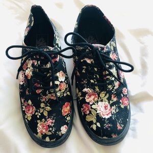 Vans authentic Lo Pro skate shoe